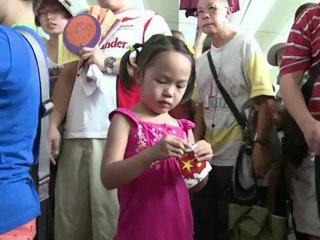 أهالي طلاب هونغ كونغ يعترضون على المناهج التعليمية