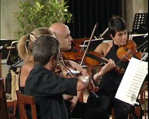 FESTIVAL DUNI: TIRA UNA...BELL'ARIA MATERA 1-8-2012