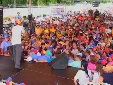 Capriles presentó su plan Petróleo para el Progreso