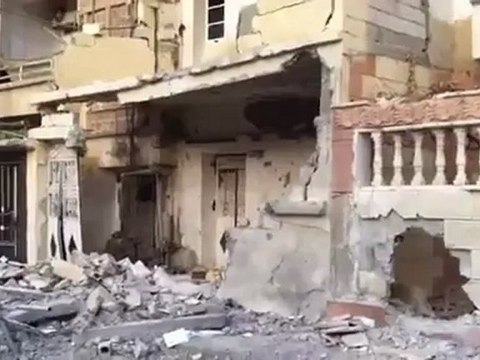 Syria فري برس ديرالزور العرفي أبنية مدمرة بالصواريخ30 7 2012 Deirezzor