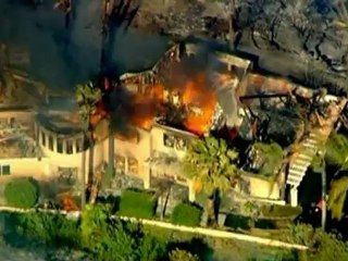 Fire burns Californian home