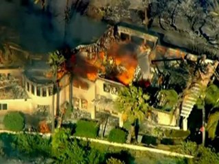 Fire rages in California