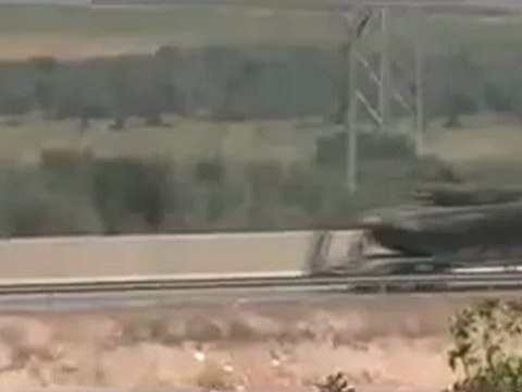 Syria فري برس اوتستراد حلب اللاذقية حشود عسكرية باتجاه حلب 1 8 2012 Aleppo