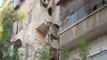 Syria فري برس  حلب الكلاسة  آثار القصف على إحد المباني في الحي1 8 2012 Aleppo