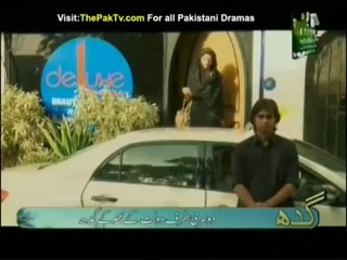 Nikhar Gae Gulab Sare Episode 47 By HUM TV - Part 2/3