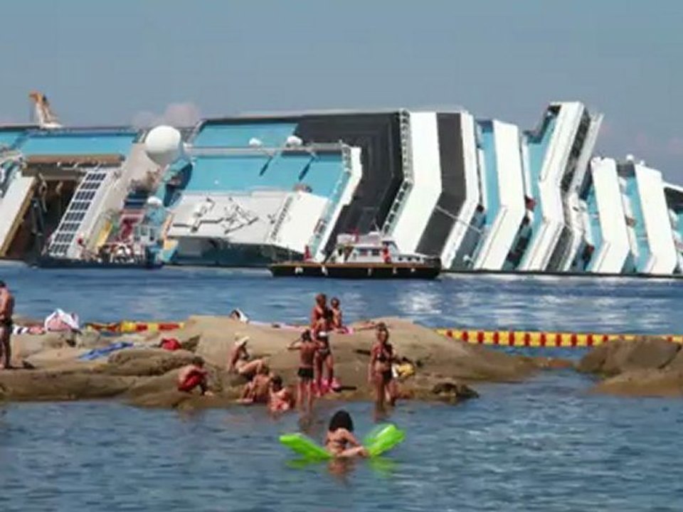 Wer hat Kapitän Francesco Schettino erlaubt, wieder zur See zu fahren?