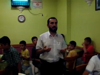 Download Video: eynesil kur'an kursu öğrencileri iftar eynesilgazete.com