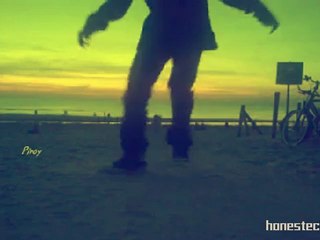 Beach Walk. [ C-walk ]