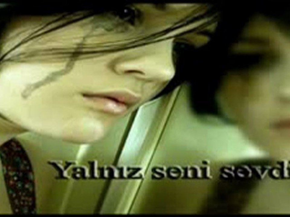 Selahattin  Alpay         "Seviyorum  Gülüm Seni "