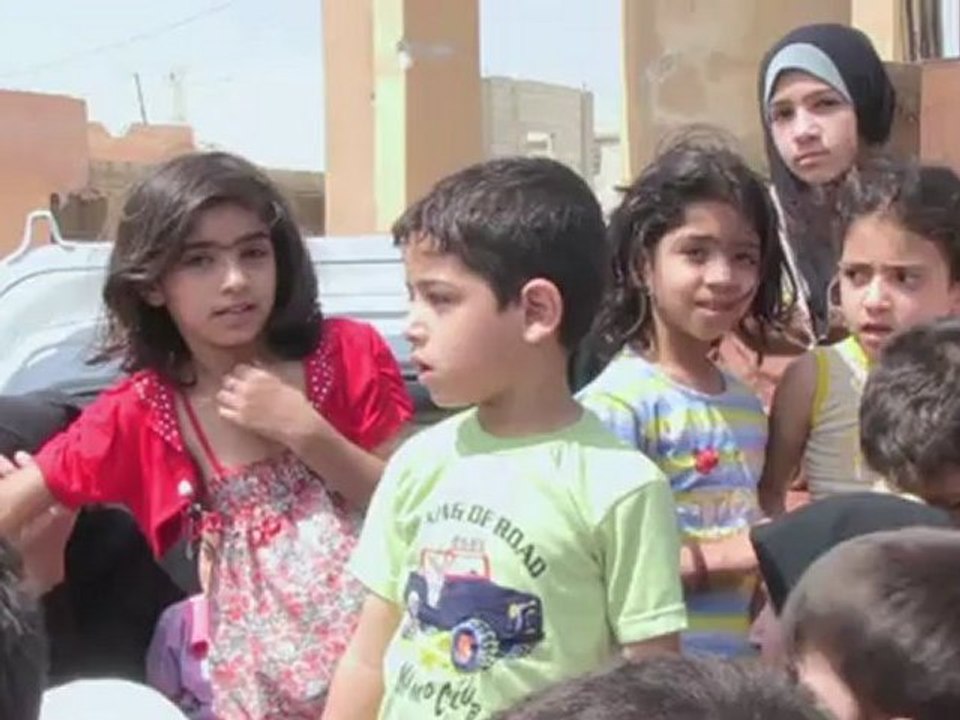 Syrians continue to seek refuge