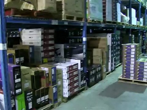 Parrot AR.Drone 2.0 Review, Video Capture, Range Test & Showcase NCIX Tech Tips