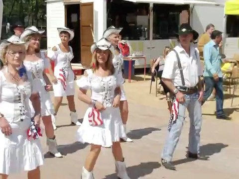 Representation de country par le club les mysteres de l'ouest 04