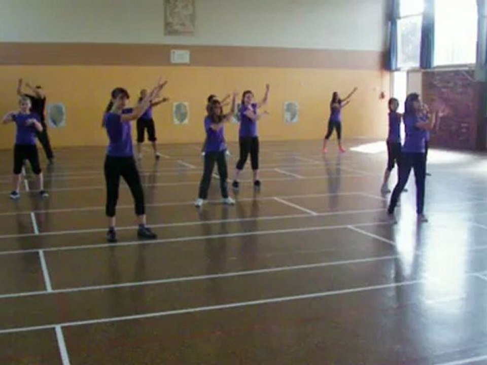 zumba sports vacances savigny choré1