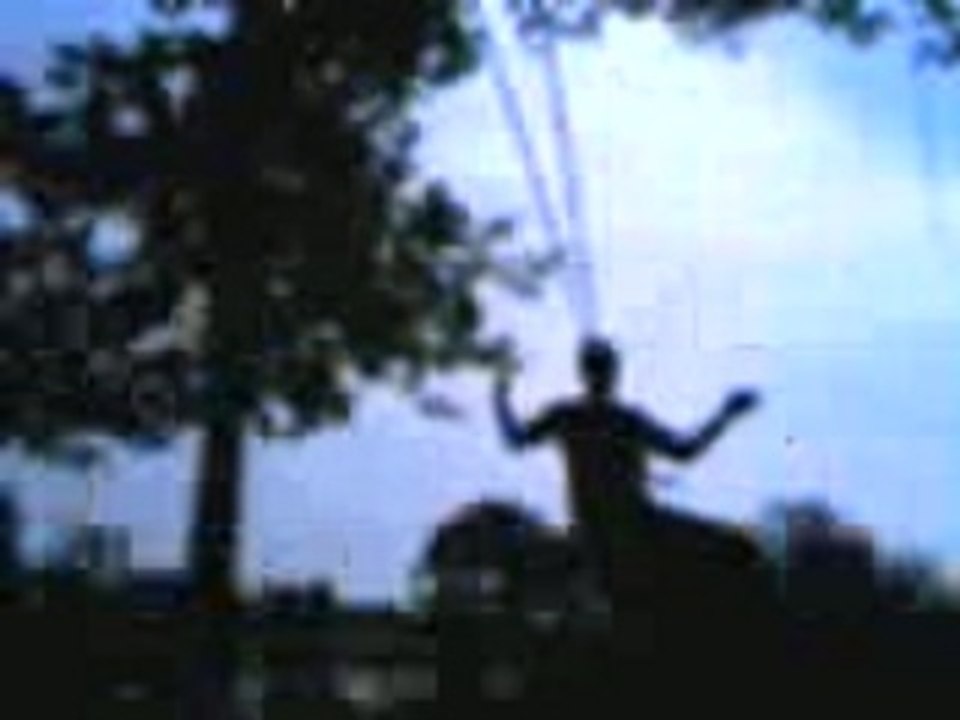 petit saut a l'elastique