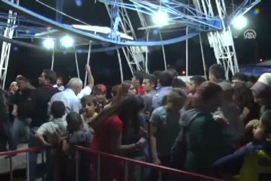 Hakkari'de lunapark sevinci