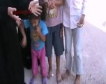 Syria فري برس  حمص الرستن ندائات أستغاثة الأطفال يأكلون الخبز 3 8 2012 Homs