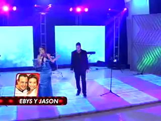 EBYS Y JASON Cantan en premios Fama