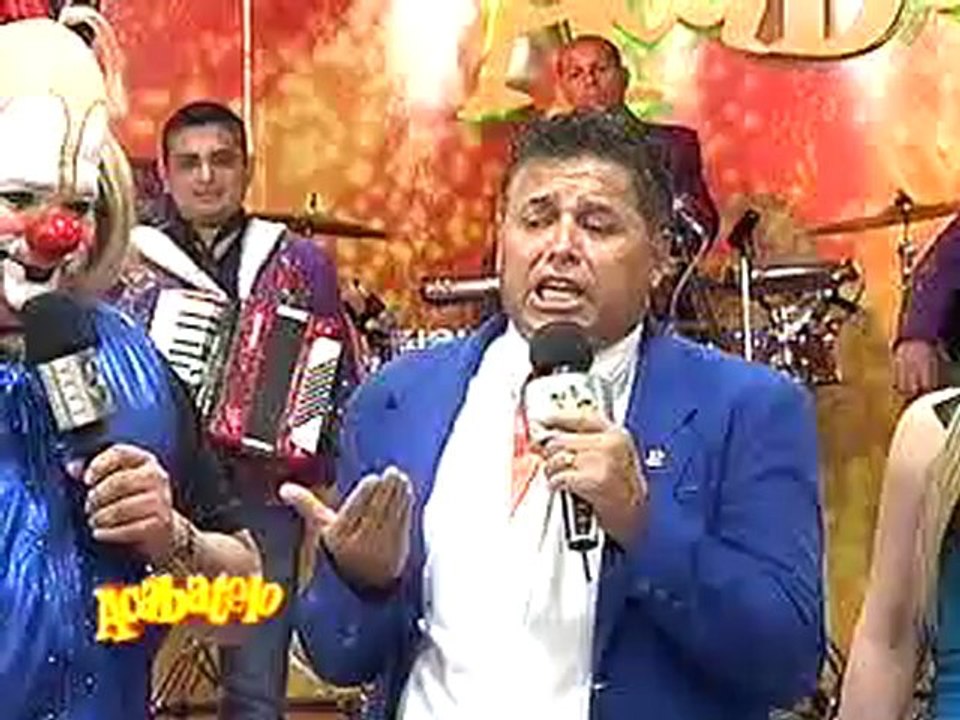 Beso Regalito y Mario.