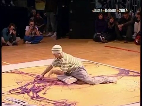 Hip Hop Dance Show - Romms performs @ Juste Debout