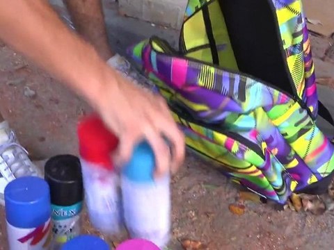 Sac explose près d'un arrêt de bus