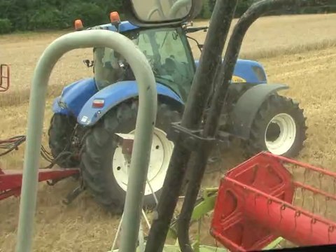 Le temps des moissons REMAUCOURT Aout 2012