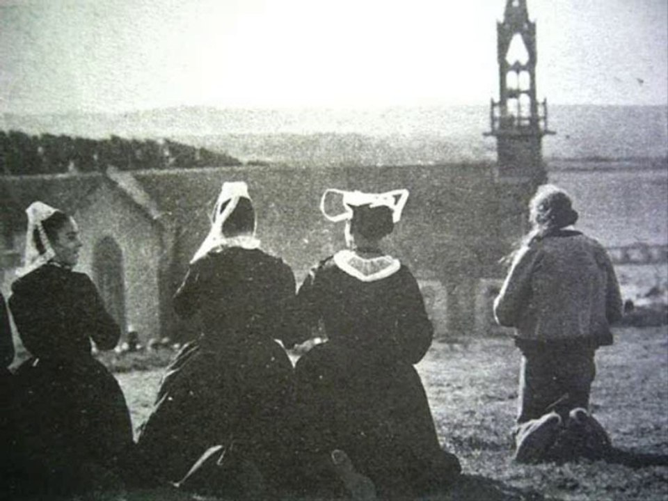 NOTRE-DAME du FOLGOËT Le Cantique "Patronez Dous Ar Folgoat"