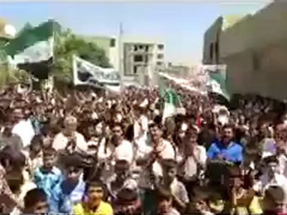 Syria فري برس إدلب سرمين  جمعة دير الزور النصر قادم من الشرق   3 8 2012,,ج1 Idlib