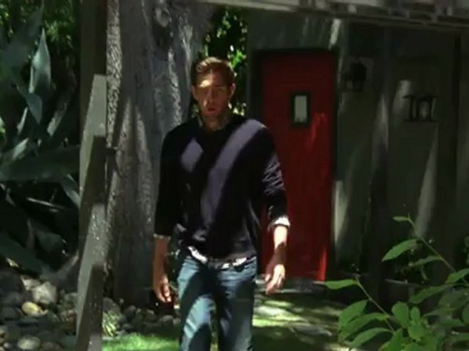 Nobody Walks trailer