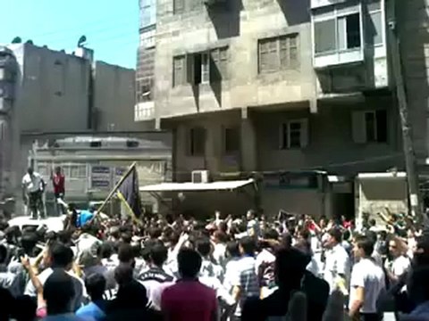 Syria فري برس حلب الشعّار حاشدة بعد صلاة الجمعة 3 8 2012 جـ1 Aleppo