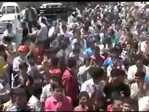 Syria فري برس حلب الابزمو في جمعة النصر القادم من الشرق 3 8 2012 Aleppo