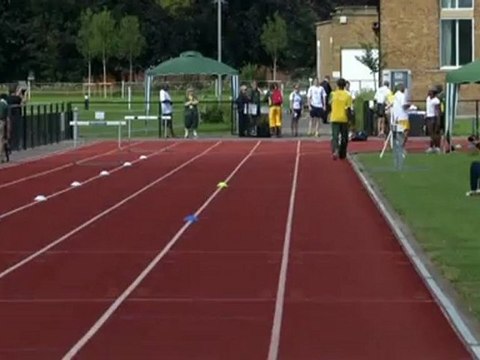 Oscar Pistorius roars into 400m Olympic semi-finals