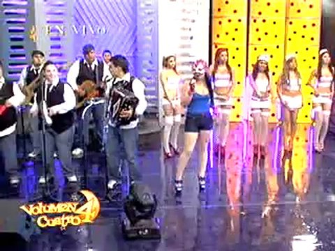Ema Huevo Canta en Volumen 4