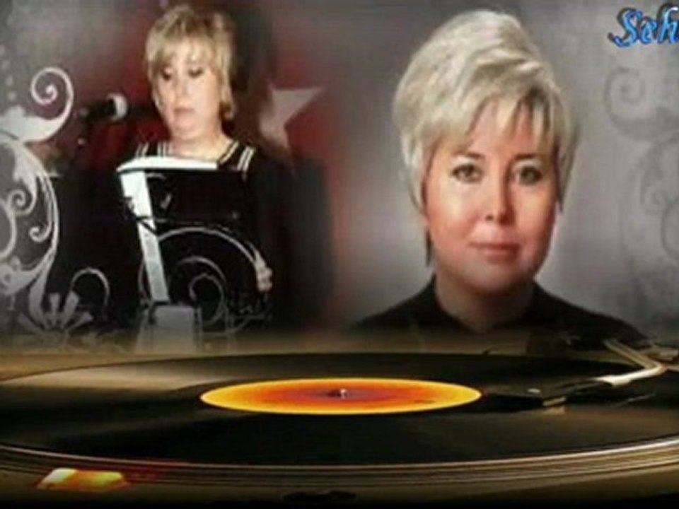 Şeniz Güneş ♪♪♪  Kirpiklerinin  Her Teli  Bir Katre Taşırken