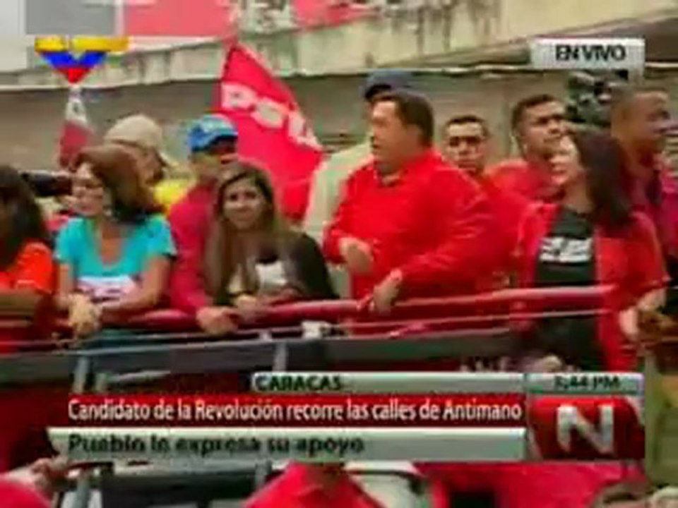 (VÍDEO) Caravana del Candidato Hugo Chávez en Antímano (2/3) 03.08.2012