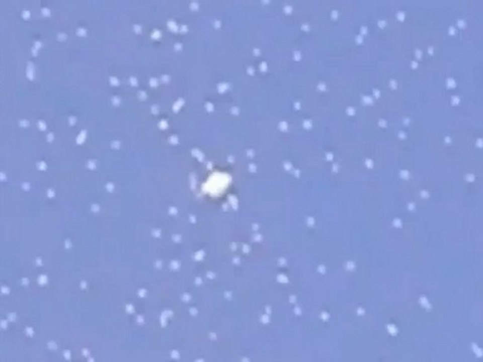 UFO. ARMADA .orbs?. BALLONS?Espagne. 2012