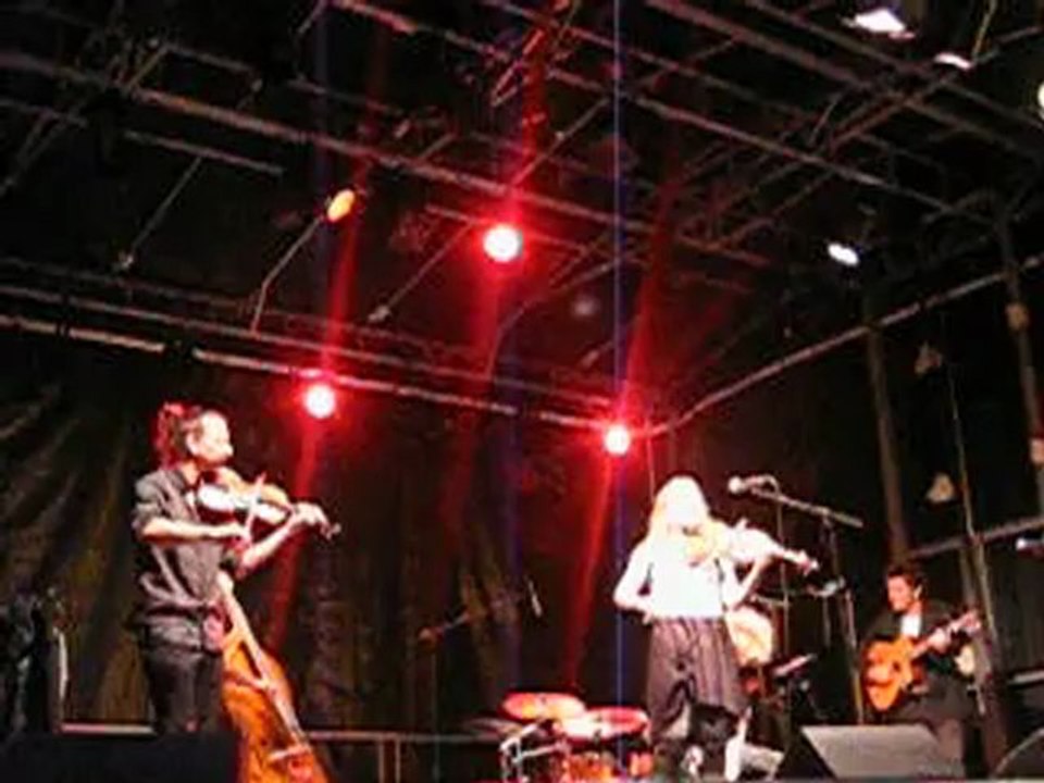 Dreux-L'été sous les charmes 2012- groupe Palinka (Jazz manouche)