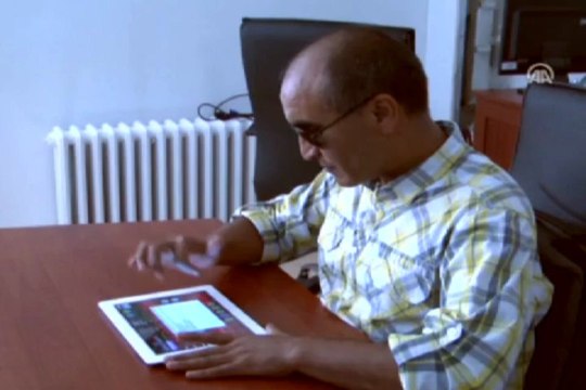 Görme engelliler artık sınava ''tek başına'' girecek