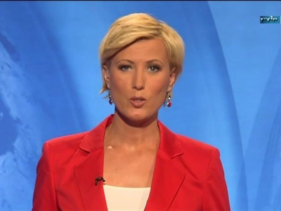 Kamilla Senjo   05.08.2012