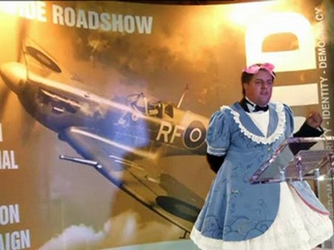 HIGNFY S38E02 - David Mitchell, Ed Byrne & Grayson Perry