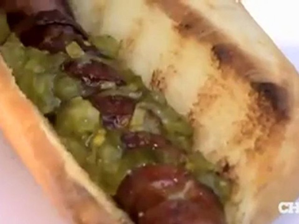 Sosis kızartmanın böylesi