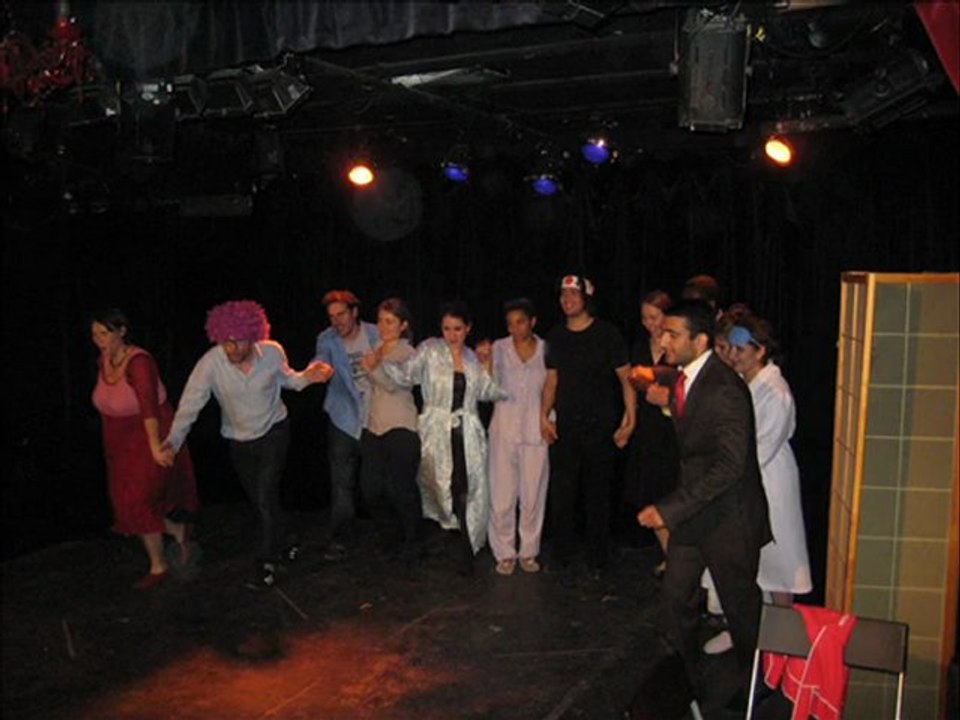 Photos 3 - Spectacle fin d'année AVENUE DU SPECTACLE  2012 - Cours de théâtre à Paris