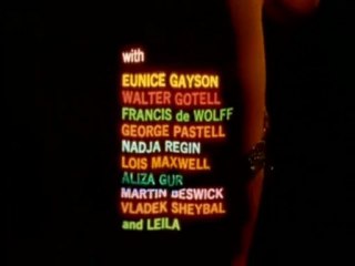 Bons Baisers de Russie - intro et générique (1- 21)