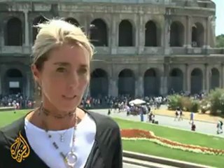 Fashionable face-lift for Rome's Colosseum