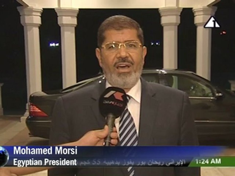 Gunmen kill 16 Egypt border guards, enter Israel