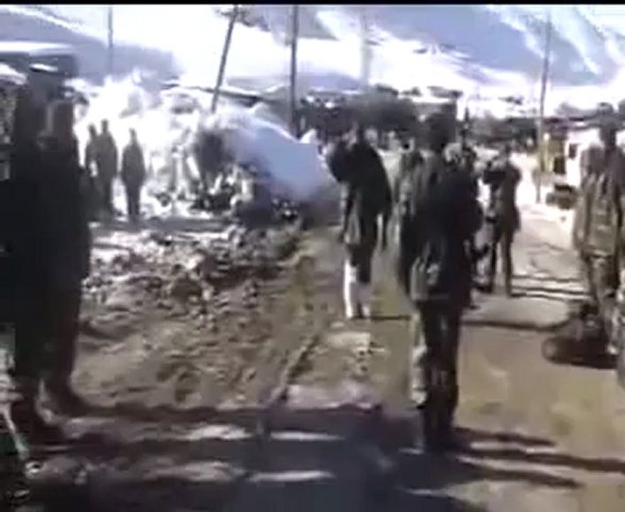 Atatürk'ün Ordusu baştakiler de,içtekilerde ihanet etse yılmayacak.