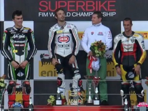 Superbike - Nuova moto, nuova vita per Guintoli