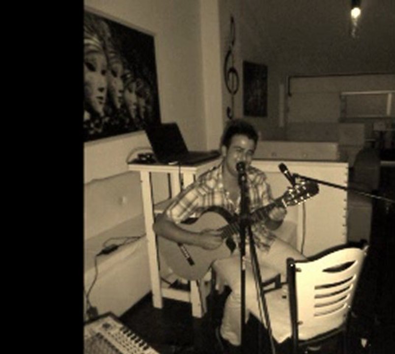 bir gün aşklar biter hatıralar kalır