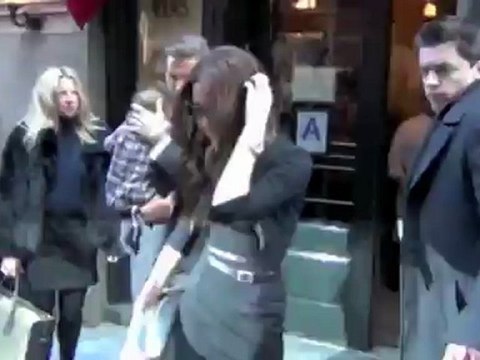 CelebrityBytes: Victoria Beckham Forgets To Tip at Restaurant