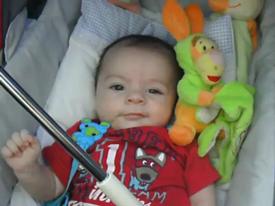 MON ADORABLE  PTIT FILS ALEXANDRE 2 MOIS  LE 9 AOUT 2012