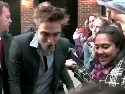 Robert Pattinson Seeks Refuge at Country Western Bar